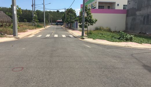 Đất Thổ Cư Giá Rẻ Tx Bến Cát - Bd Dt 140M2 Giá 870Tr Đường Nhựa 12M Thông Dài Cách Chợ Mp3 Tầm 190M