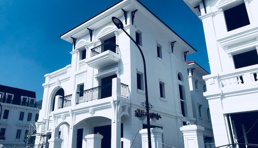 Ra Nhanh Biệt Thự 230M2, 2 Lầu 3 Phòng Ngủ Sổ Hồng Riêng Hóc Môn