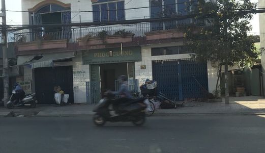 Bán Nhà Mặt Tiền đường Huỳnh Tấn Phát Quận 7 . Diện tích12X10M. 1Trệt,1Lầu. Giá 13.6 Tỷ Thương lượng