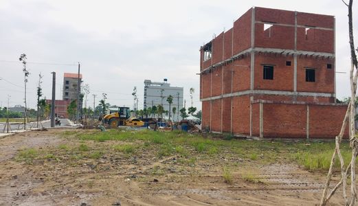 Cần Bán Đất Nền Mt Nguyễn Trung Trực, Kdc Mới Trong Lòng Kcn, Shr Sang Tên Ngay, Lh :079.79.72.768