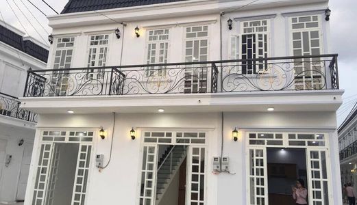 Bán Nhà Mới Xây 100% Gần Bến Xe Buýt Thạnh Lộc