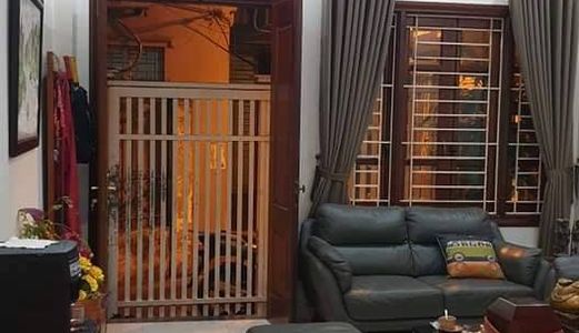 Bán Nhà Kv Tây Sơn, Ô Tô Qua Nhà, Kinh Doanh Giá 5,2 Tỷ, Chính Chủ Bán.