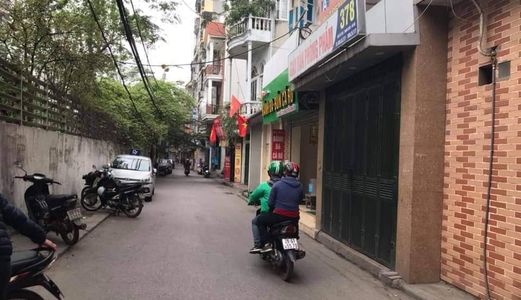 Cần Nhà Kinh Doanh, Ô Tô Đỗ Tận Cửa, Đến Ngay 72 Nguyễn Trãi Với Nhà 34 M2 X 4 Tầng.