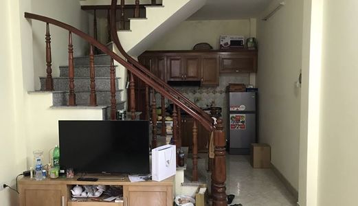 Bán Nhà Gần Phố Xã Đàn, Diện Tích 35M2, Nhà 5 Tầng, Mặt Tiền 4M.
