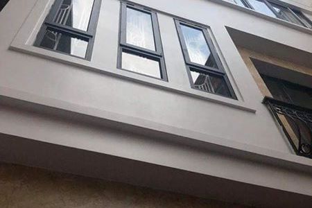 Bán Gấp Nhà Định Công Thượng, Hoàng Mai, 46 M2, 5 Tầng, Mt 4,1M. Mới Đẹp. An Ninh Tốt. 0902139199