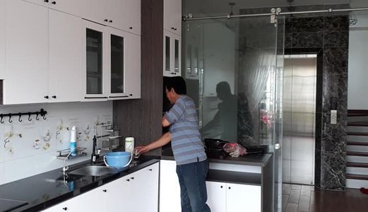 Bán Nhà Xây Mới, Thang Máy, Có Sân Vườn, Gần Ô Tô  Hào Nam- Đống Đa, Giá 4.8 Tỷ