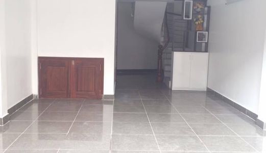 Bán Nhà Đặng Văn Ngữ 47M2 X 7 Tầng, Ô Tô Vào Nhà, Có Thang Máy. Giá 7.6 Tỷ.