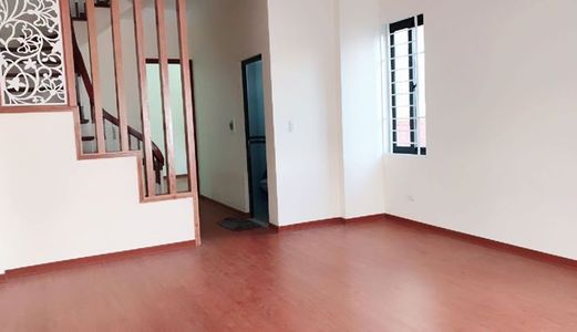 Bán Nhà Ngọc Thụy, Long Biên Ô Tô Đỗ Cổng, Dt 48M2*4. Mt 4.5M, 2,9 Tỷ