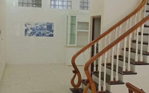 Chính Chủ Cần Bán Gấp Nhà Võ Chí Công,Tây Hồ  55M2 5 Tầng Mt 4.8M 4.5 Tỷ Lh;0388915078