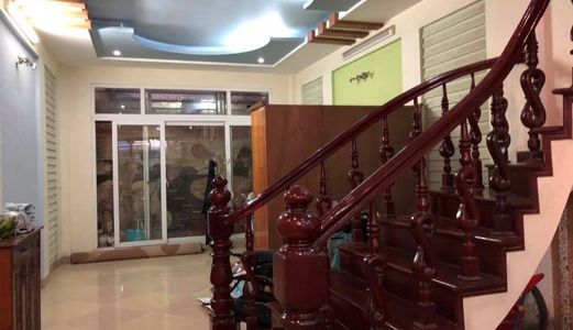 Vtt Nhà Đẹp Dân Trí Ô Tô Đỗ Cho Gia Đình Trẻ 11.2 Tỷ Phùng Chí Kiên Cầu Giấy