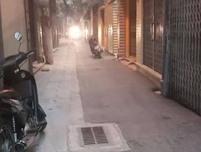 Cần Bán Nhà Ngõ Đường Láng- Trung Tâm Quận Đống Đa