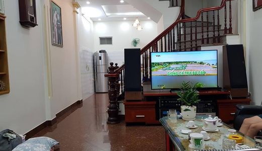 Bán Nhà Vàng Vũ Tông Phan 40M, 5 Tầng, Mt 4M, Giá 2.7 Tỷ