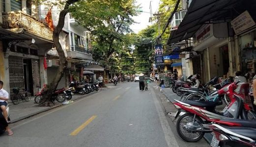Phố Cổ, Giá Rẻ, Siêu Đẹp Mặt Phố Hàng Vải 136M2 - Giá 53 Tỷ - Kinh doanh Đẳng Cấp.