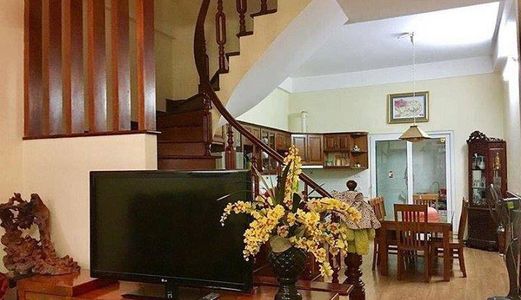 Bán Nhà Đẹp 4 Tầng 32M2, Ngõ Oto Khu Trung Hòa. 3,3 Tỷ