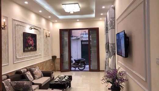 Bán Nhà Vị Trí Vàng Ở Thái Thịnh 40M2 5 Tầng Mặt Tiền 4M Giá 3.5 Tỷ