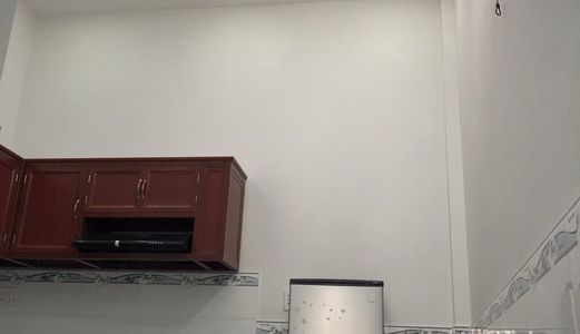 Bán Nhà Cấp 4 Hẻm 1806 Htp . Dt 4.5X18M. 2Pn. Giá 2.7 Tỷ . Tặng Nt .