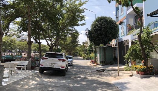 Bán Đất Khu Tái Định Cư Phạm Hữu Lầu .dt 5X18M. Hướng Bắc . Đường 10M. Giá 6 Tỷ .