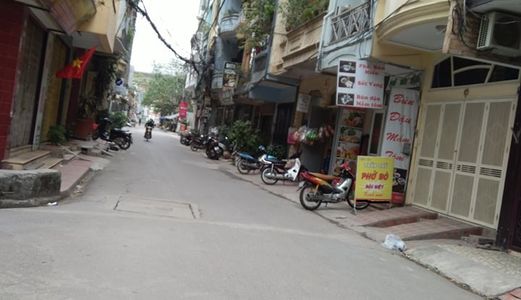 Bán Nhà Phân Lô, Kinh Doanh Sầm Uất, Đường 2 Ô Tô Tránh Ở Ngã Tư Vọng.