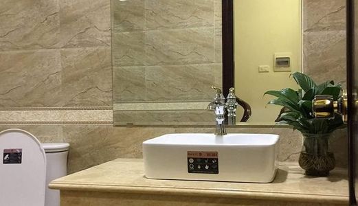 Bán Nhà Phố Tôn Đức Thắng, Đống Đa, 50M2, 5 Tầng, 8 Phòng ngủ, Giá 4,35 Tỷ.