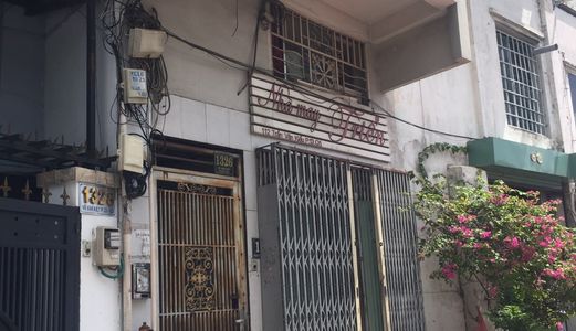 Căn Hộ Mặt Tiền Võ Văn Kiệt, Diện Tích 307M2, Sổ Hồng - Cần Bán Gấp