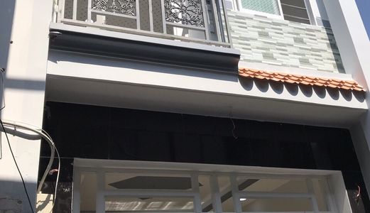 Bán Nhà Hxh 1942 Htp . Dt 3X10M. 1Tr,1L,2Pn. Tặng Nt . Giá 1.42 Tỷ .tl