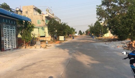 Thiếu Hụt Vốn Kinh Doanh Sang Gấp 300M2 Mặt Tiền Đường Nhựa 16M Sổ Đầy Đủ. LH Chú Oanh - 0933935222