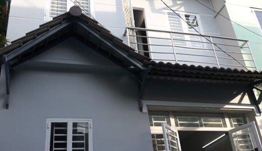 Bán Nhà Đồng Sở Hữu. Hẻm 2155 Huỳnh Tấn Phát. Dt 5.5X5M. 1Trệt,1Lầu,2Phòng Ngủ. Giá 1.35 Tỷ .