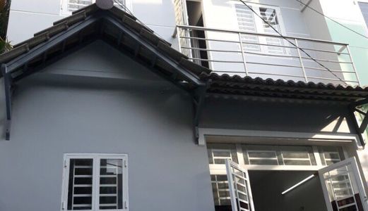 Bán Nhà Đồng Sở Hữu. Hẻm 2155 Huỳnh Tấn Phát. Dt 5.5X5M. 1Trệt,1Lầu,2Phòng Ngủ. Giá 1.35 Tỷ .