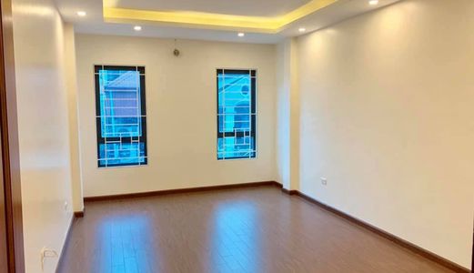 Mặt Phố Yên Lạc – Vừa Ở Vừa Kinh Doanh – Nhà Đẹp – 59M2 – Giá; 10.8 Tỷ. Lh: Mr Sơn - 0978100982.