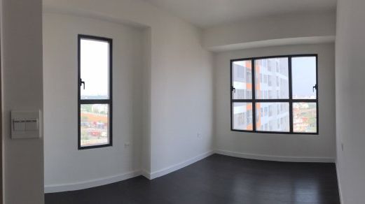 Bán Gâp Căn Hộ 3Tỷ150 2Pn The Sunavenue M.r Thuan : 0935136491 