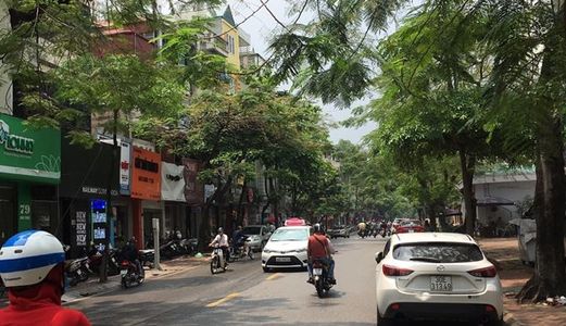 Bán Nhà Mặt Phố Phó Đức Chính, 80M2, Full Đồ, Kinh Doanh Đỉnh, Vỉa Hè, 26 Tỷ - 0972755914