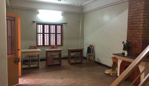 Cho Thuê Nhà Ngõ 19 Nguyễn Thị Định, Trung Hoà, 3 Tầng 6 Phòng 18 Triệu Rất Thích Hợp Làm Văn Phòng