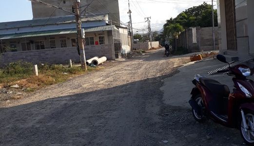 Đất Phú Nông Sau Lưng Khu Đô Thị Vĩnh Điềm Trung – Nha Trang. Liên hệ: 0905223350