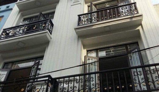 Siêu Phẩm Phạm Văn Đồng . Ô Tô Vào Nhà, Kinh Doanh 