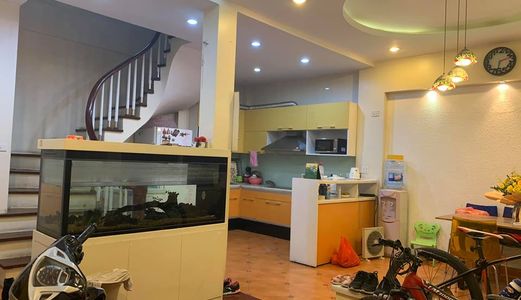 (Vi Tùng) Giữa Kim Mã Có Ngôi Nhà Mơ Ước Đáng Đồng Tiền Ô Tô 9.7 Tỷ Ba Đình