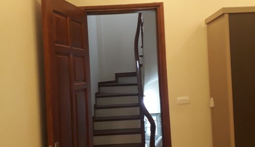 Hot! Chính Chủ Bán Nhà Phố Nguyễn Khang, Ô Tô Vào, 3.5 Tầng, 82M2, 9.4 Tỷ