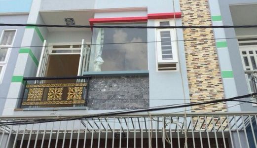 Nhà Bán 1 Trệt 2 Lầu Sân Thượng Đường Mã Lò, Tặng Nội Thất