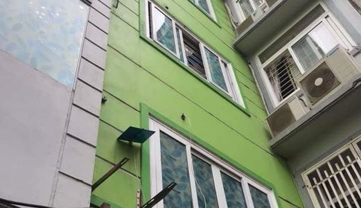 Nhà Hoàng Quốc Việt Cực Hiếm, 35M2, 5 Tầng, Chỉ 2.9 Tỷ. Mr Linh - 0981302394
