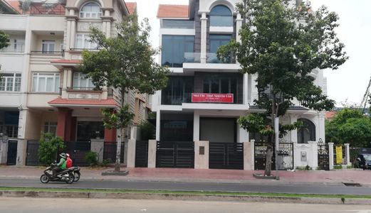  Biệt Thự Cho Thuê  Quận 7 ( Khu Đô Thị Him Lam)