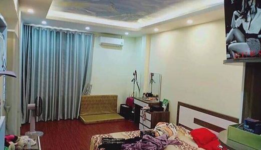 Bán Nhà Lô Góc Hoàng Văn Thái Gara Ô Tô Siêu Đỉnh - 38M2 X 5 Tầng - Giá 5.6 Tỷ