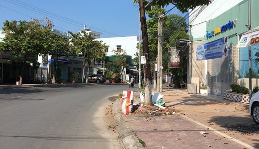 Bán Nhà Mặt Tiền Đường Trần Quang Diệu 1 Trệt 1 Lầu - Giá: 5 Tỷ