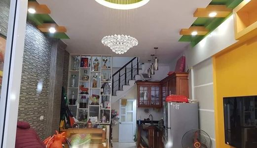  Bán Nhà Siêu Vị Trí Tôn Thất Tùng 30M2/ 4 Tầng Trên 2 Tỷ