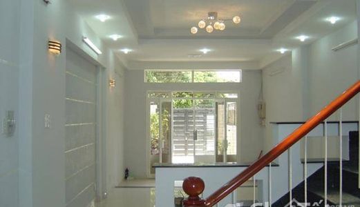 Cho Thuê Nhà Mặt Tiền 4 Trần Quang Diệu Phường 14 Quận 3, Gần Ngã 4 Lê Văn Sỹ .