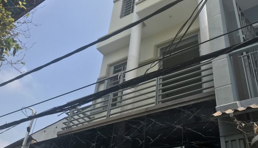 Nhà Đẹp Vị Trí Đẹp Ngay Chợ Bình Long