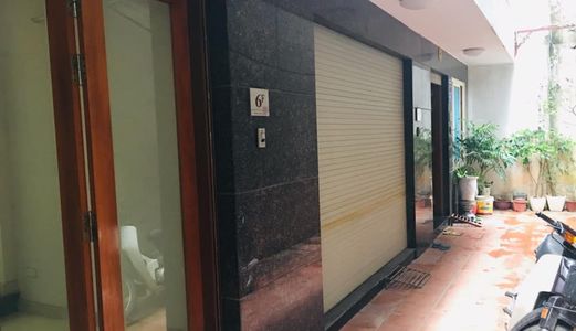  Bán Nhà Tuyệt Đẹp Quận Cầu Giấy Nhà Đẹp Gõ Thông 40M2 X 5 Tầng - Giá Thương Lượng