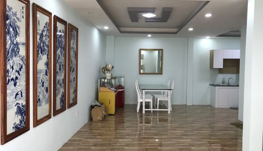 Bán Nhà Đẹp Hẻm 77 Chuyên Dùng .dt 7X9M. 1Trệt,1Lầu,3Phòng Ngủ. Tặng Nội Thất . Giá 1.85 Tỷ .