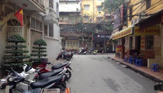 Cần Bán Nhà Mặt Ngõ Thái Hà, Dt: 54M2 X 4 Tầng, Mt: 4,62 M2. Giá 11,9 Tỷ .