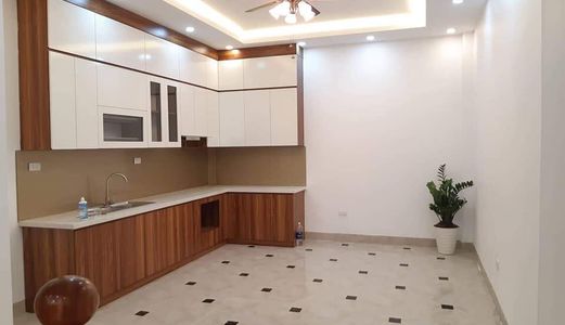 Siêu Rẻ, 2.1 Tỷ Có Nhà Lĩnh Nam, 5 Tầng, Gần Phố, 2 Mặt Thoáng, Tặng Nội Thất.