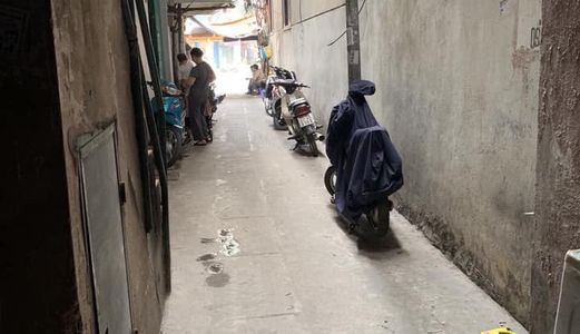 Nhà Hoàn Kiếm, Ngõ Thông, 5 Tầng Đẹp Ở Ngay. Giá Quá Bèo
