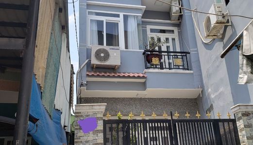 Bán Nhà Hẻm 100M Xây 2 Lầu 5 Phòng Ngủ, Tặng Tất Cả Nội Thất Đường Lương Văn Can, P15, Quận 8